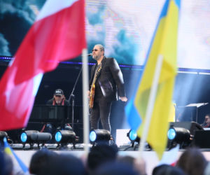 Zagrali dla Ukrainy. Najwięksi artyści wzięli udział w koncercie na pl. Piłsudskiego