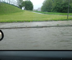 Ulewy w Małopolsce 23.05.2019: Ulice zamieniły się w rwące rzeki, sytuacja jest dramatyczna
