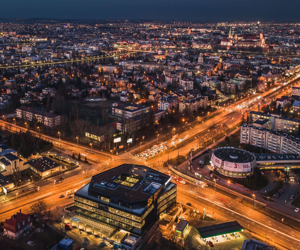 Kraków niczym Las Vegas. Takich zdjęć nocnego miasta jeszcze nie widziałeś!