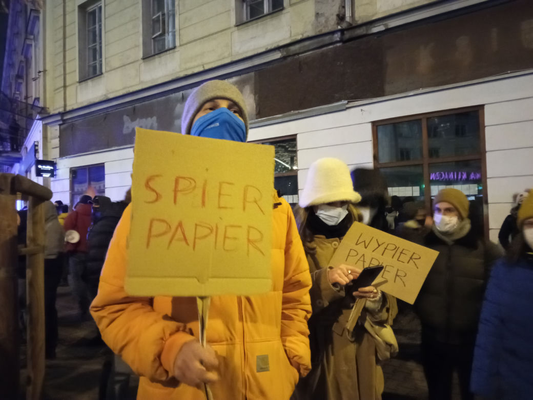 Strajk Kobiet w Warszawie. Takie transparenty mieli ze sobą protestujący (29.01.2021)
