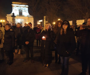 Siedlczanie okazali swoje poparcie dla Ukrainy w wojnie z Rosją – pokojowa demonstracja solidarnościowa w Siedlcach