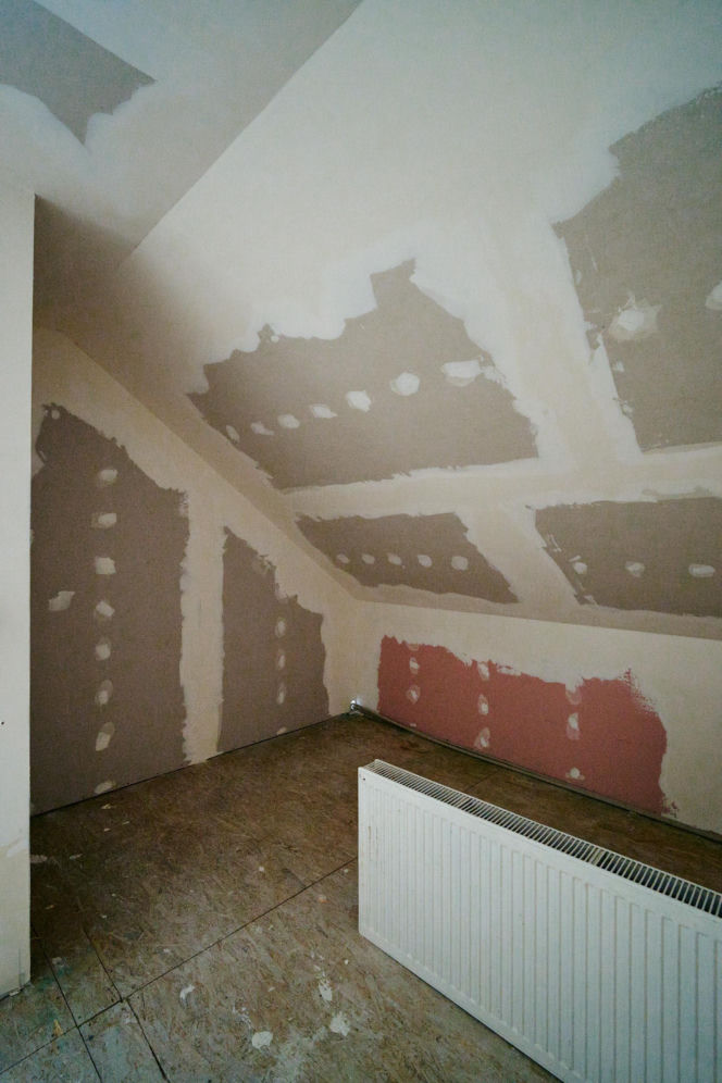 Tragiczny wypadek przerwał marzenia. Ekipa "Nasz Nowy Dom" walczyła z czasem. ZDJĘCIA domu przed i po remoncie