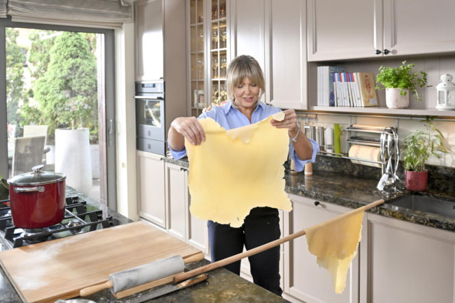 Ewa Wachowicz na przestrzeni lat