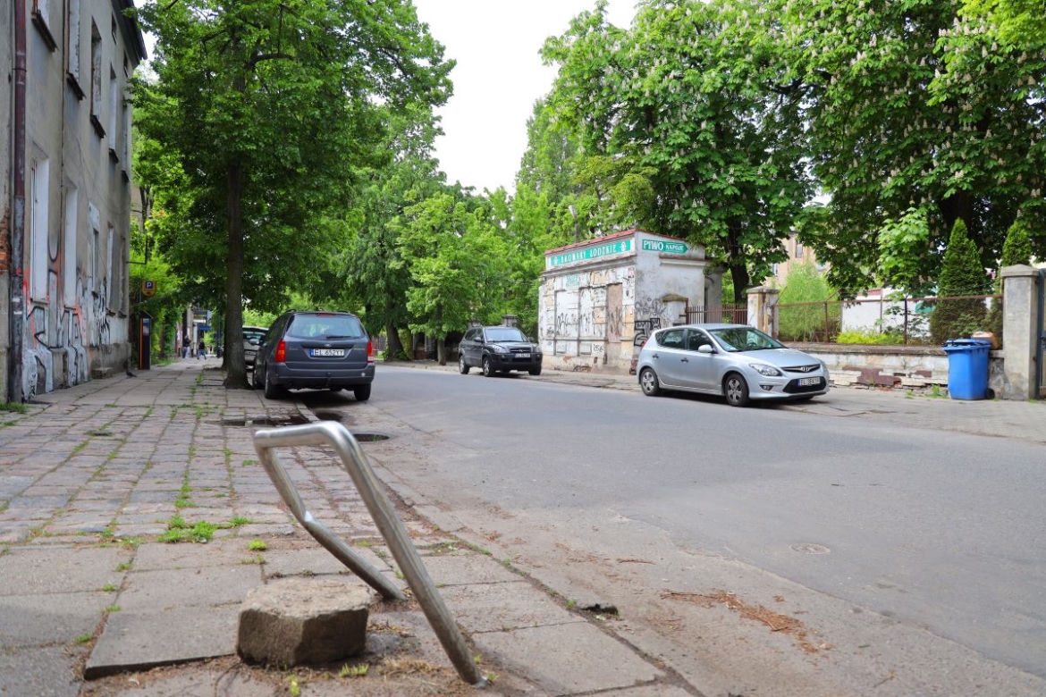 Kolejny łódzki woonerf. Zmiany w ruchu i rozkładach komunikacji miejskiej