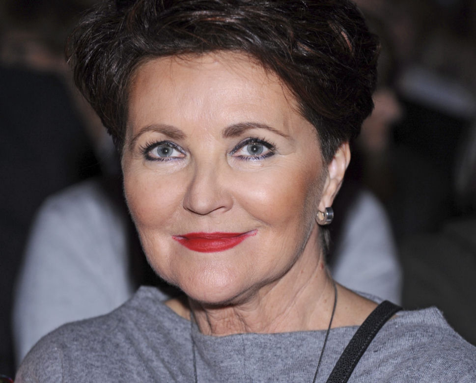 Jolanta Kwaśniewska dobrze wie, jak podkreślić swoją urodę
