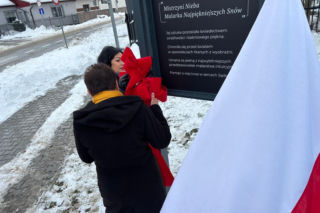 Odsłonięcie tablicy poświęconej Władysławie Iwańskiej