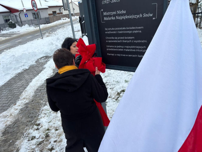 Odsłonięcie tablicy poświęconej Władysławie Iwańskiej