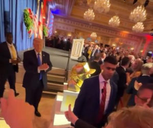 Caroline Derpieński i spotkanie z Trumpem