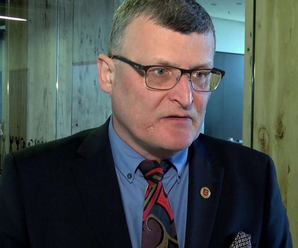 Grzesiowski: Piąta fala nie będzie ostatnią. Wirus z nami zostanie?