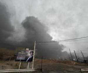 Czarny deszcz spadł w Iranie! Słońce zniknęło