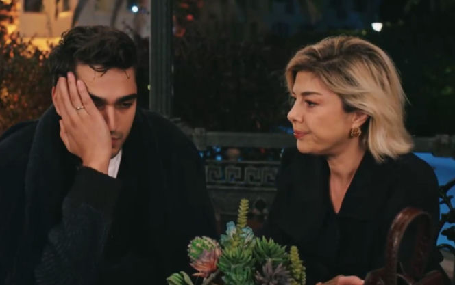 Złoty chłopak, odcinek 277. Ferit nie potrafi rozstać się z Diyar. Matka stawia sprawę jasno