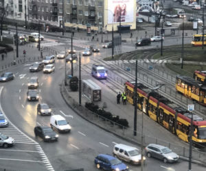 Ranny pasażer tramwaju na rondzie Wiatraczna 