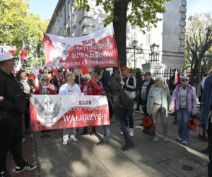 Protest pod TK. Kaczyński