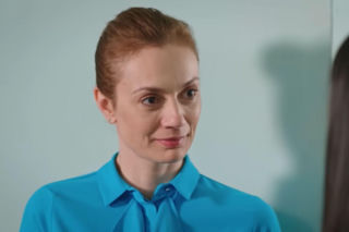 Panna młoda, odcinek 38: Cihan i Hancer zostają na noc u Deryi. Dojdzie między nimi do zbliżenia?