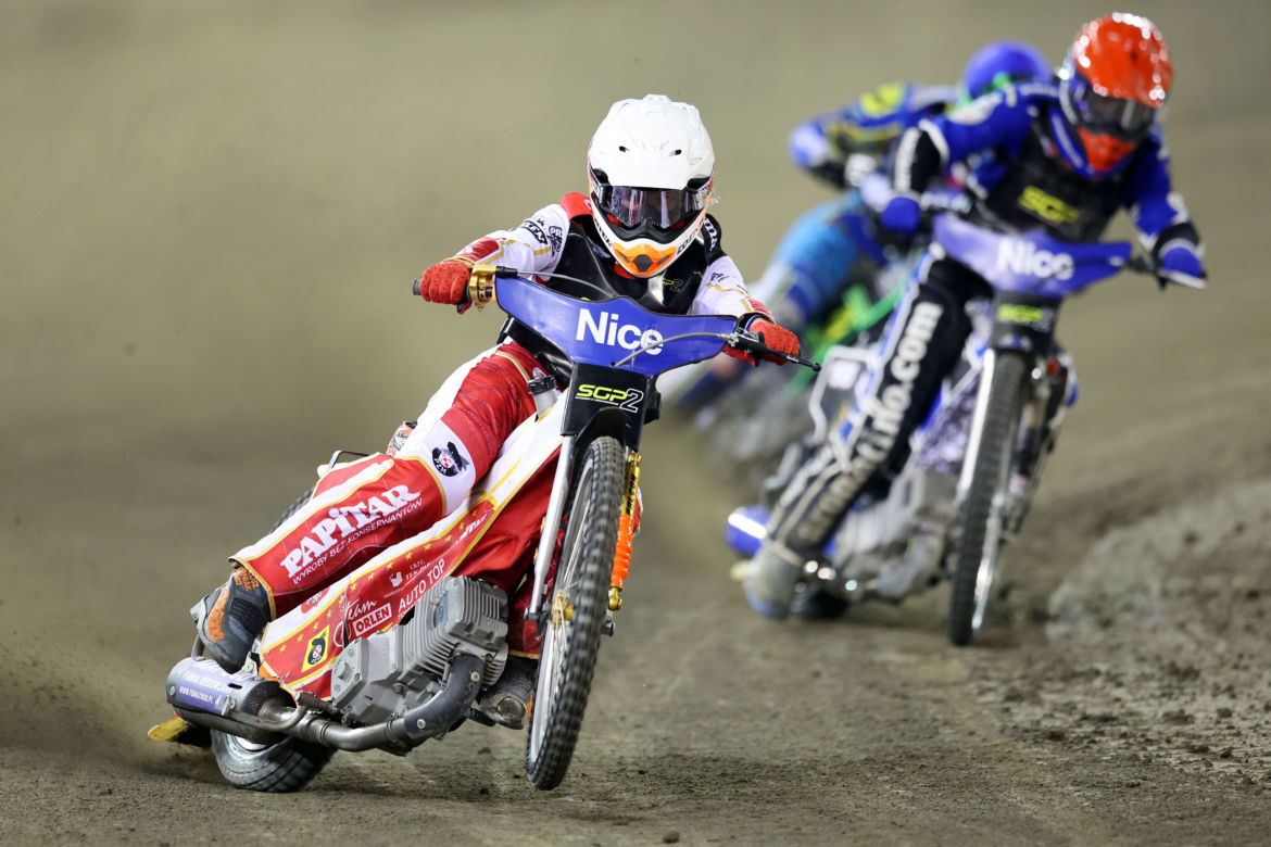 Mateusz Cierniak mistrzem świata juniorów. Polska noc w Toruniu. Galeria zdjęć z SGP2 na Motoarenie