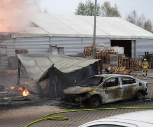Potężny pożar w Czosnowie