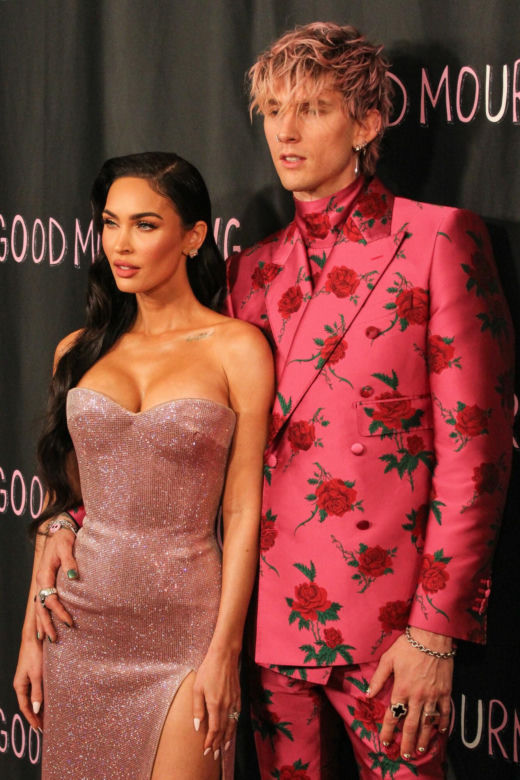 Ciężarna Megan Fox ma romans z aktorem filmu "365 dni"?