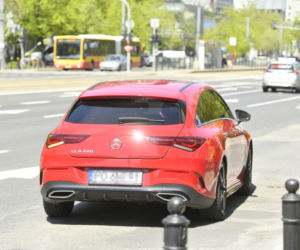 Beata Kozidrak w modnym Mercedesie CLA