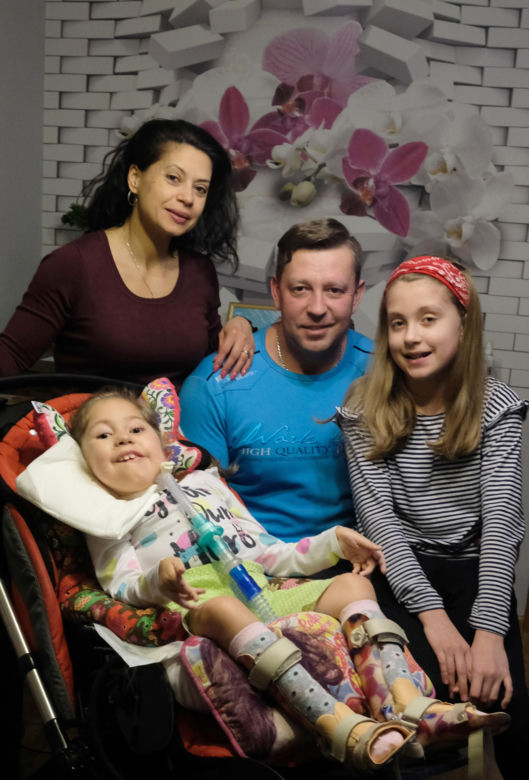 Uratowali ludzi z płonącego mieszkania