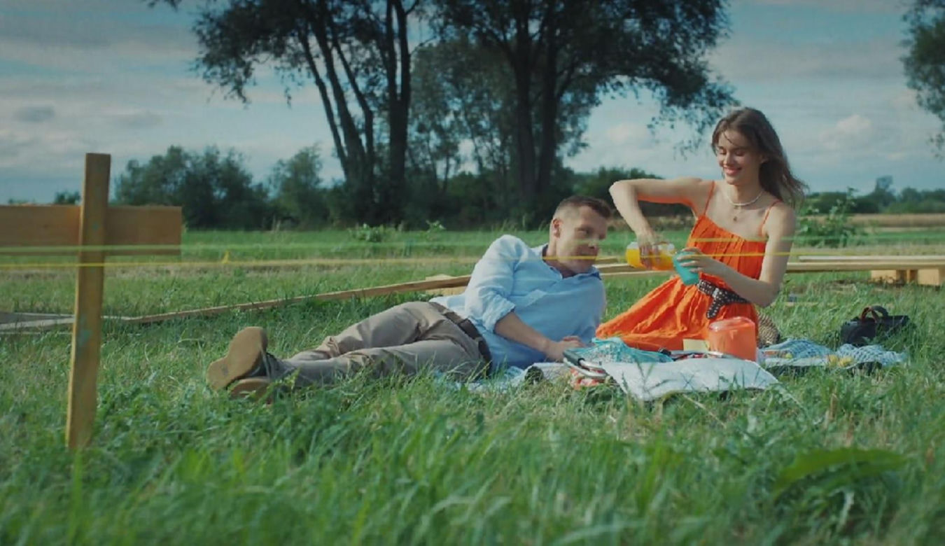 M jak miłość, odcinek jubileuszowy. Franka (Dominika Kachlik), Paweł (Rafał Mroczek)