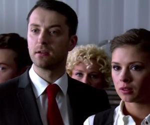 Hotel 52 sezon 7 odcinek 91. Tomasz (Filip Bobek), Sara (Klaudia Halejcio)