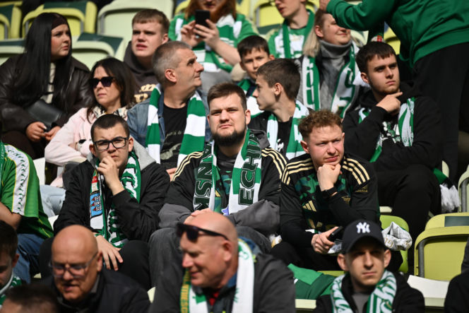 Lechia Gdańsk - Legia Warszawa: Zdjęcia kibiców z meczu 33. kolejki PKO BP Ekstraklasy