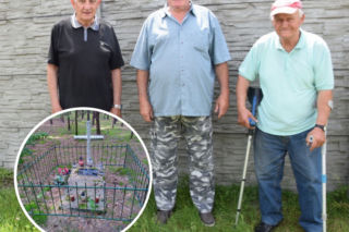 Leżachów: Nie możemy wejść na grób naszych bliskich! Gmina sprzedała las z historyczną mogiłą  [Zdjęcia, wideo]