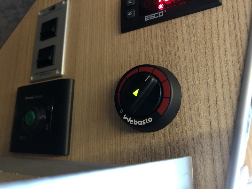 Renault Master Ebacamp - ogrzewanie i izolacja
