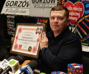 Prezydent funduje śniadanie, wojewoda wycieczkę