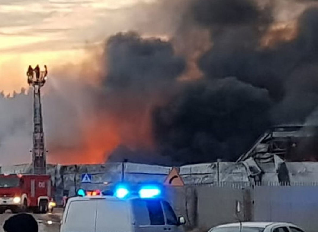 Starachowice: Potężny pożar! Nad miastem kłęby dymu!