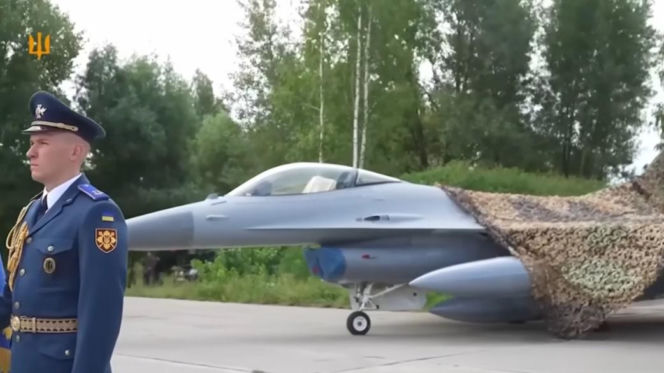 Ukraińskie F-16 na froncie. Taktyka z Zachodu nie wystarczyła, piloci stworzyli własną