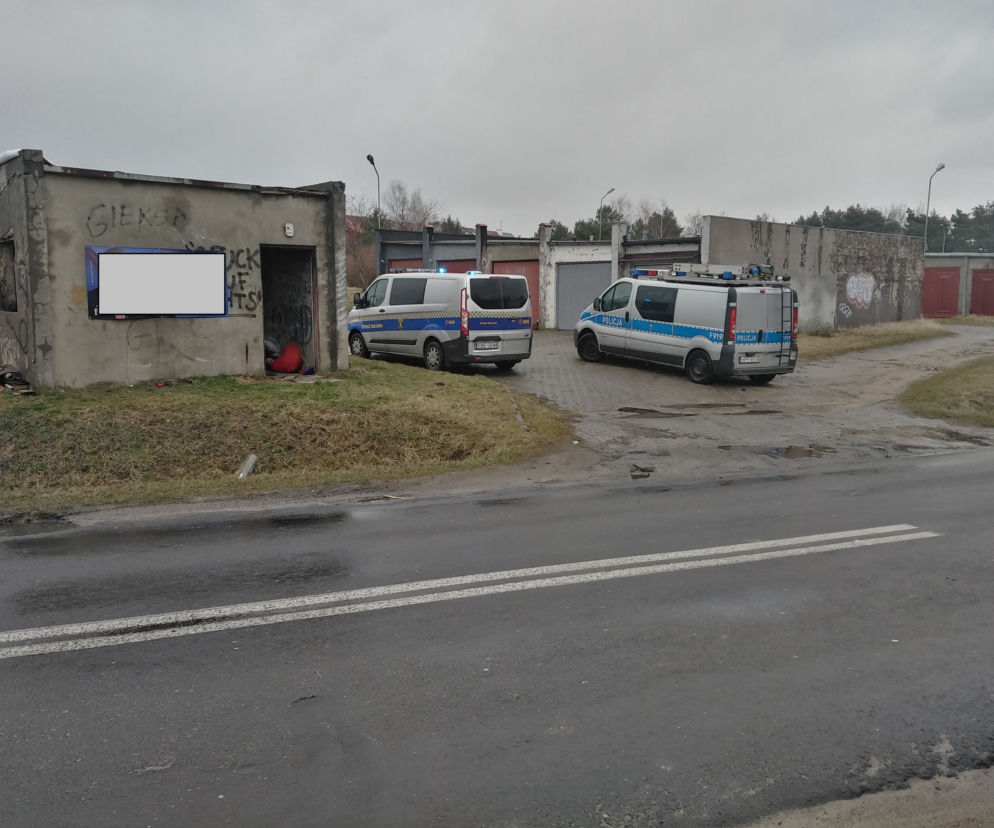 Bełchatów. Zwłoki bezdomnego przy ulicy Goetla