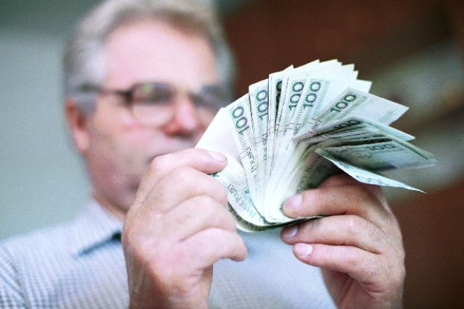 Pieniądze banknoty emeryt