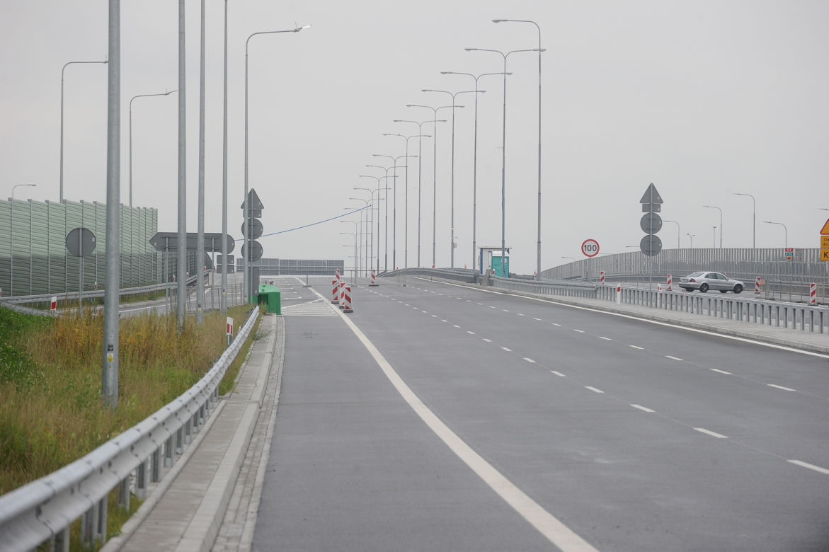 Ogromne opóźnienie budowy tunelu POW