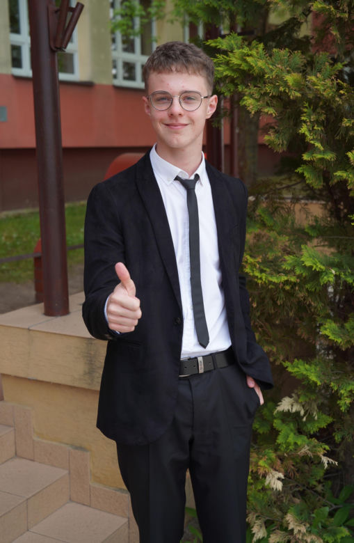 Uczniowie dzielą się wrażeniami po egzaminie z matematyki