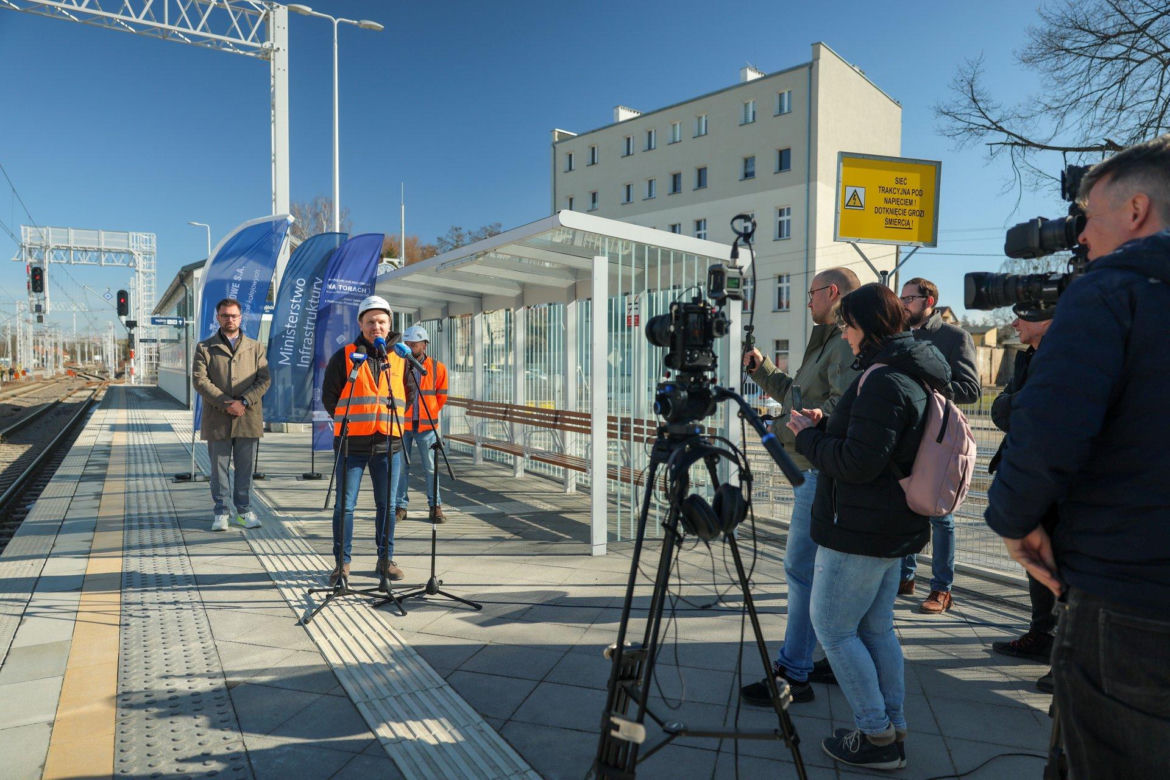 Otworzyli przejście podziemne na remontowanym dworcu PKP w Ostródzie