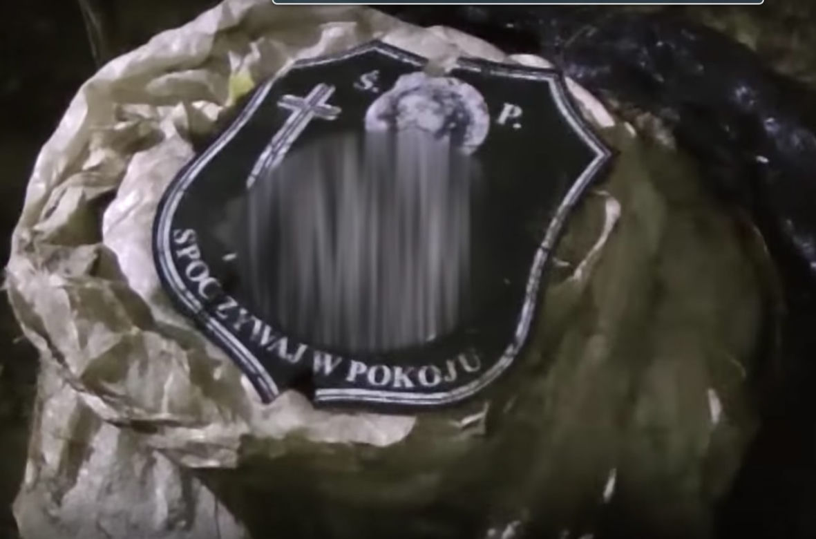 Kolekcjoner kości ludzkie szczątki trzymał w workach