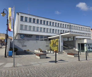 Marek Długozima zawieszony w obowiązkach burmistrza. Kto teraz rządzi w gminie Trzebnica?