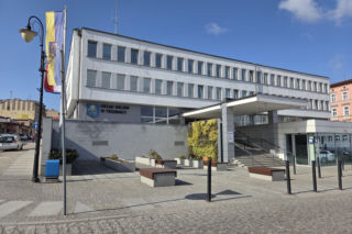 Marek Długozima zawieszony w obowiązkach burmistrza. Kto teraz rządzi w gminie Trzebnica?