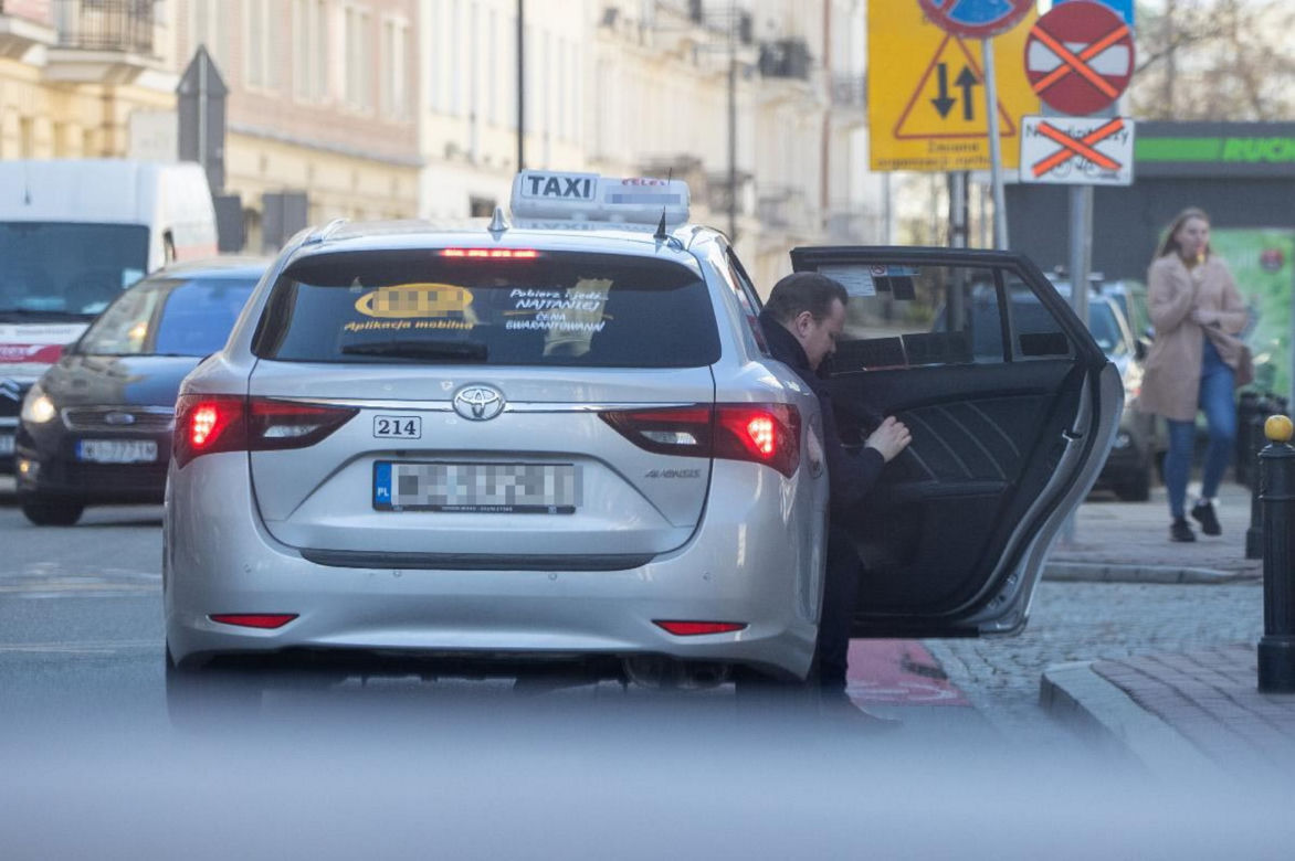 Tarczyński kilometr taksówką do apteki