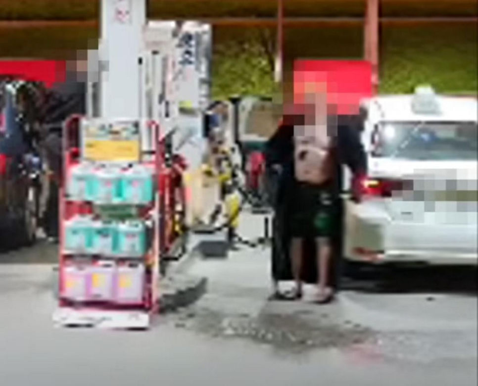 Wrocław. Rozlał benzynę na stacji i ją podpalił. 49-latek w rękach policji [ZDJĘCIA]