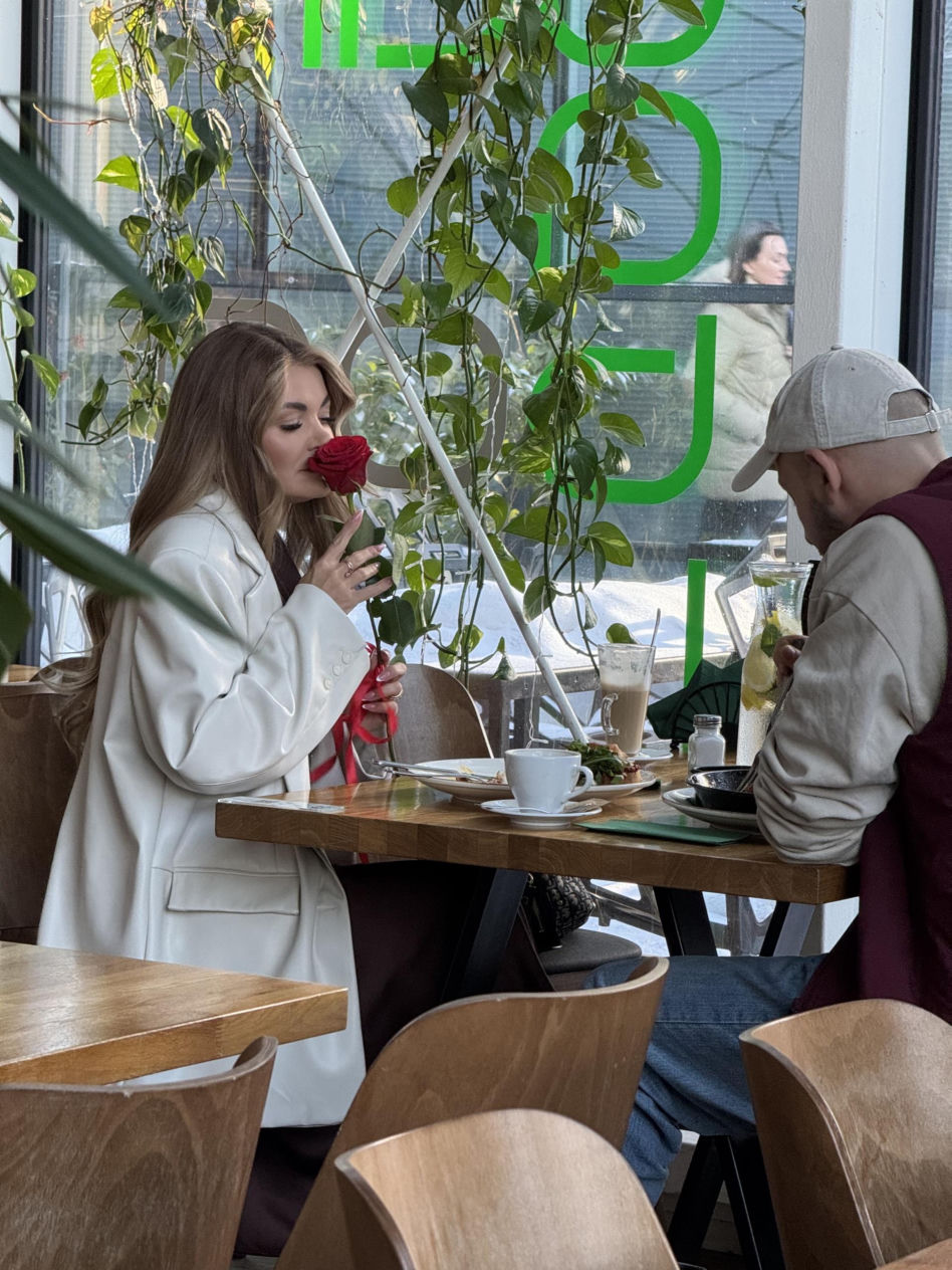 Edyta Folwarska i Maciej Pela w restauracji