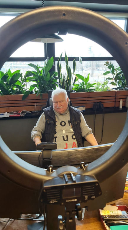 Lech Wałęsa. Pocięli mnie i zrobili co chcieli 