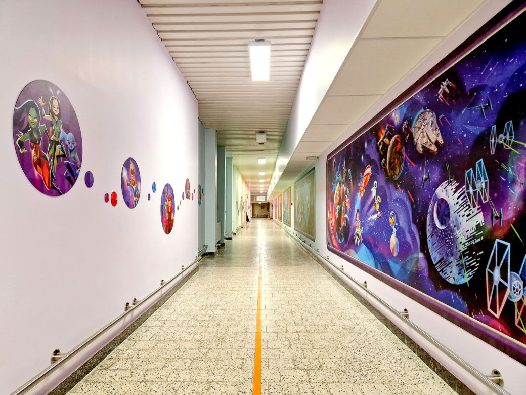 Murale w Centrum Zdrowia Dziecka