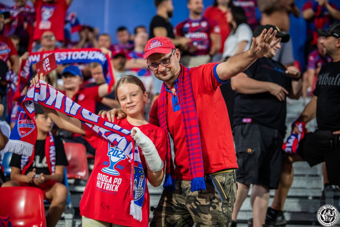 Raków Częstochowa - Legia Warszawa w meczu o Puchar Polski. Ponad 5 tys. widzów na trybunach!