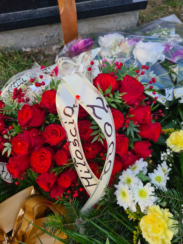 Bliscy pożegnali Andrzeja B. [ZDJĘCIA]