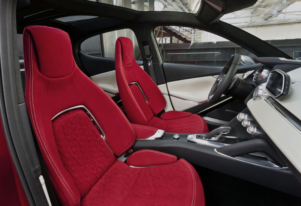 Mazda Hazumi - studyjna następczyni Mazdy 2