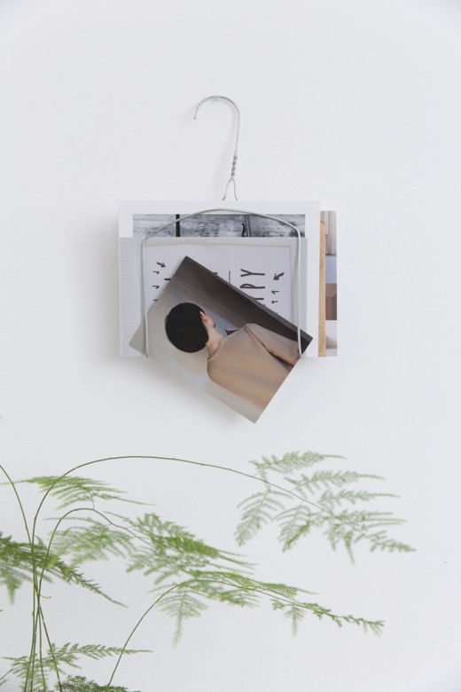 DIY: wieszak na pocztę