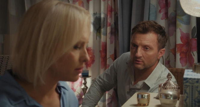 M jak miłość odc. 1921. Dorota (Iwona Rejzner), Bartek (Arkadiusz Smoleński)