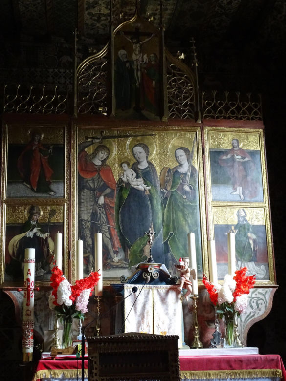 To jeden z najstarszych kościołów w Małopolsce. To w nim serialowy Janosik wziął ślub z Maryną!